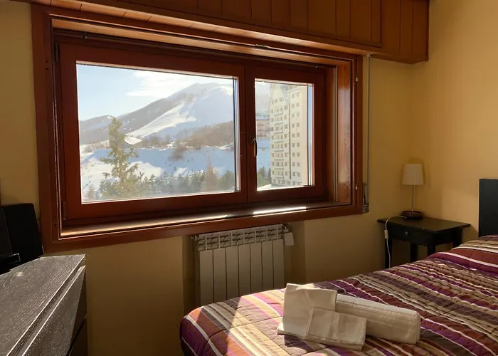 Skiing House