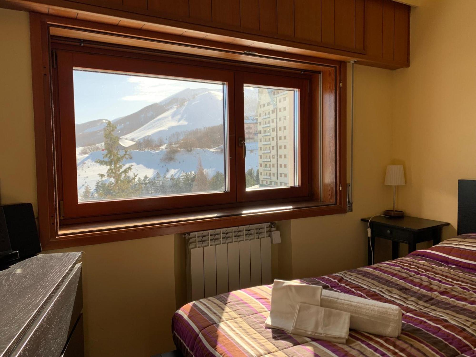 Skiing House
